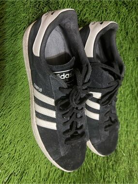 Men’s adidas Campus Black with White Stripes Suede Sneakers size 13